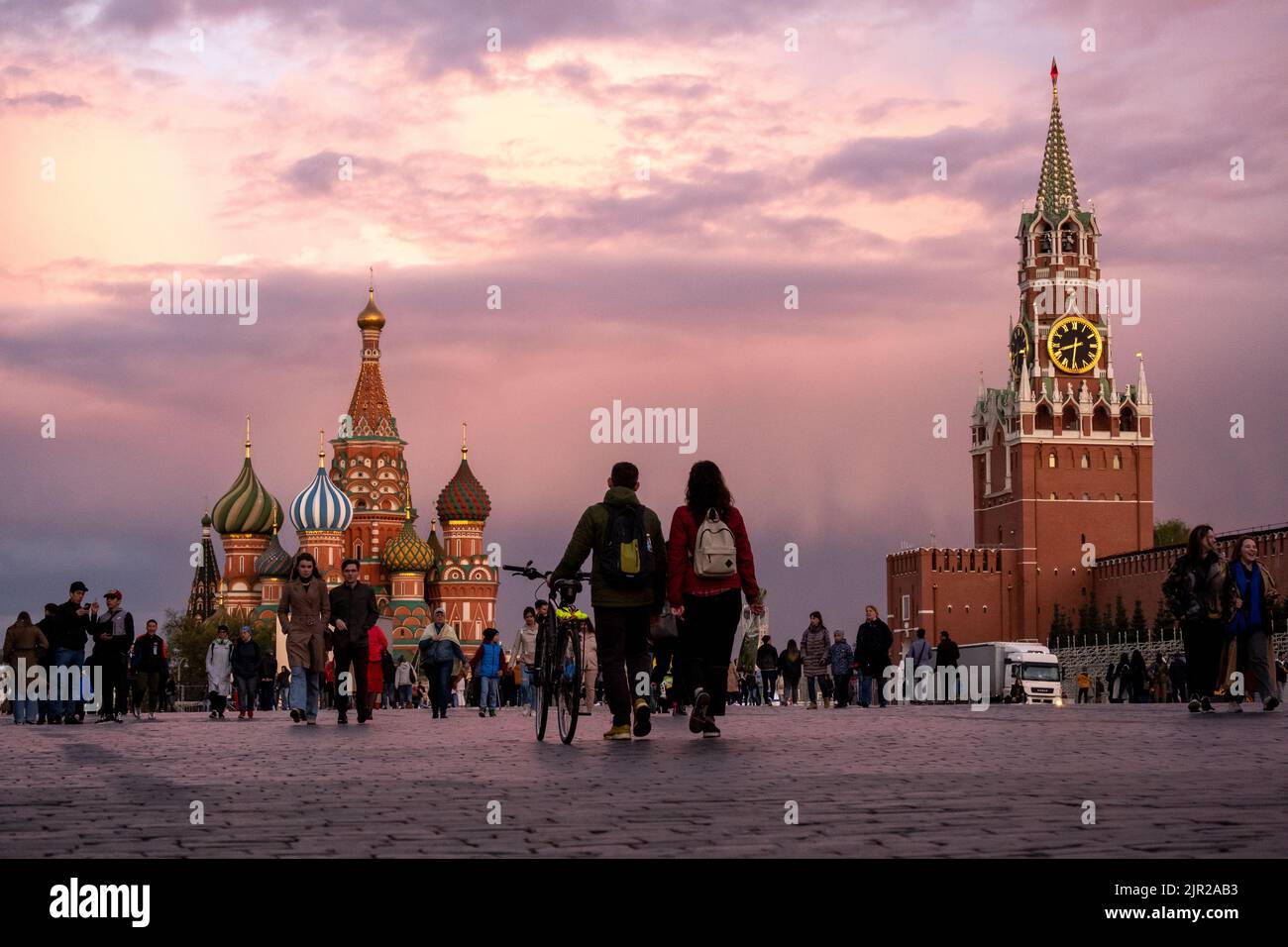 Coucher de soleil sur la place Rouge à Moscou. Photo de haute qualité Banque D'Images