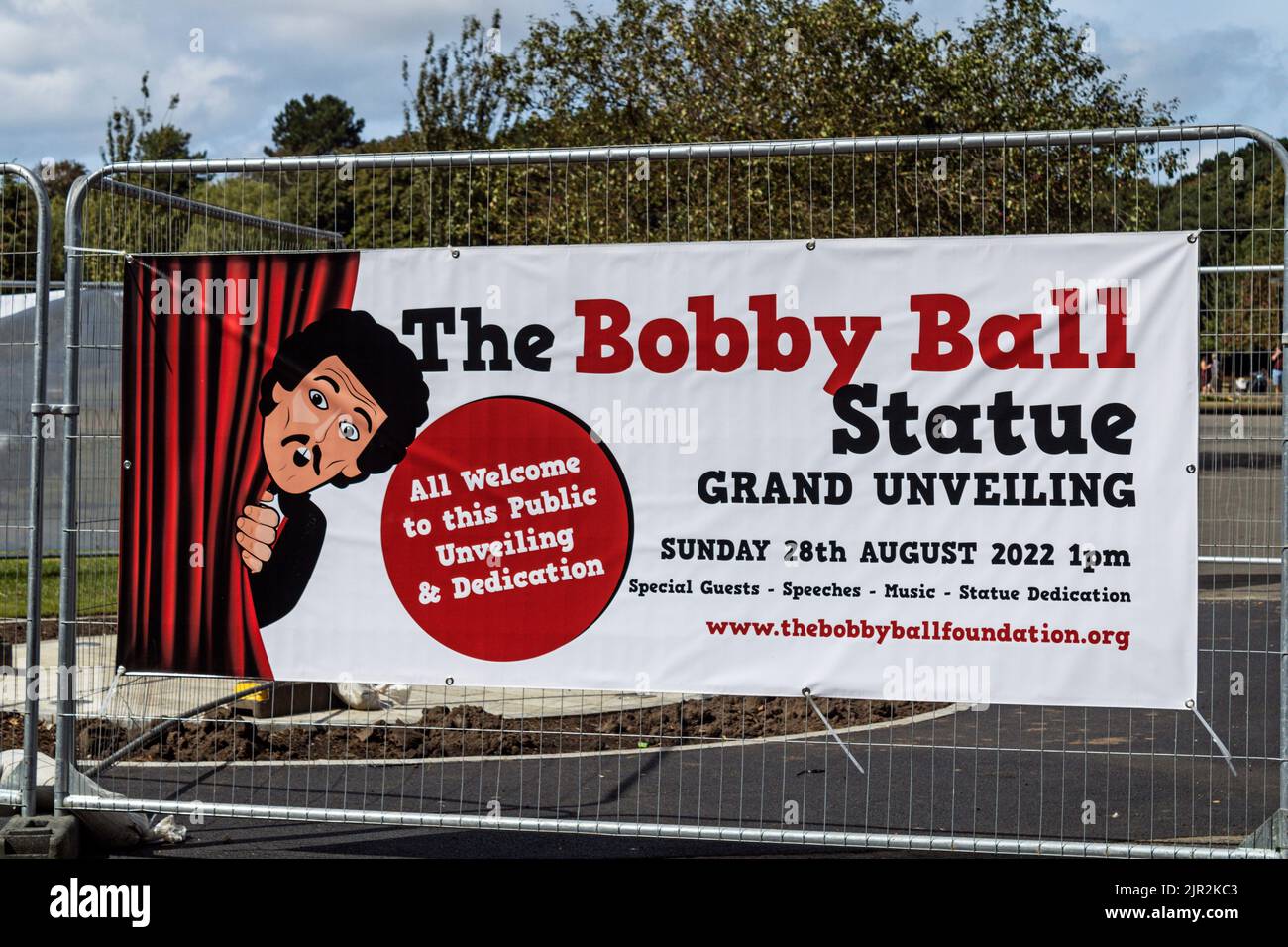 Panneau pour le dévoilement de la statue de Bobby ball. Lowther Gardens, Lytham. Banque D'Images