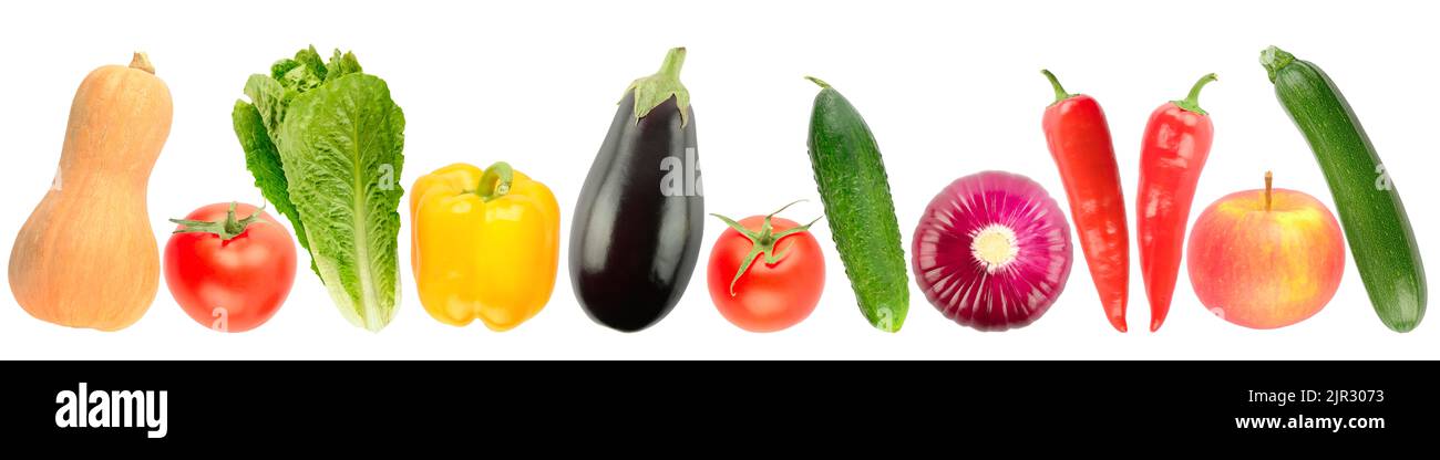 Placez des légumes et des fruits brillants utiles dans une rangée isolée sur fond blanc Banque D'Images