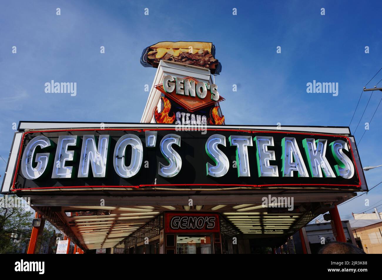 Un gros plan du tableau des noms des steaks de Geno à Philadelphie Banque D'Images