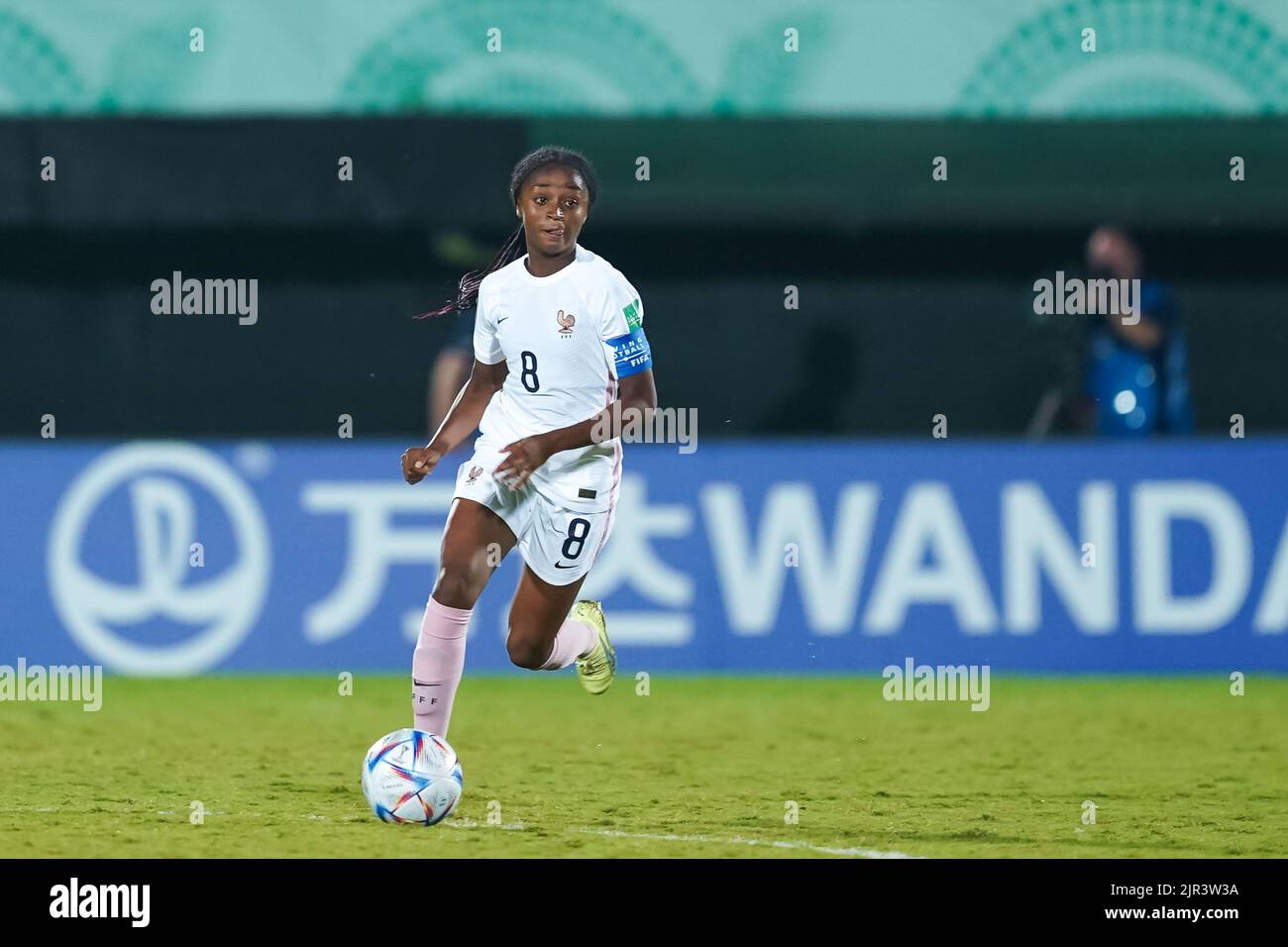 Alajuela, Costa Rica. 21st août 2022. Alajuela, Costa Rica, 21 août 2022: Laurina Fazer (8 France) contrôle le ballon pendant la coupe du monde FIFA U20 des femmes Costa Rica 2022 quart de finale de football entre le Japon et la France à Morera Soto à Alajuela, Costa Rica. (Daniela Porcelli/SPP) crédit: SPP Sport presse photo. /Alamy Live News Banque D'Images