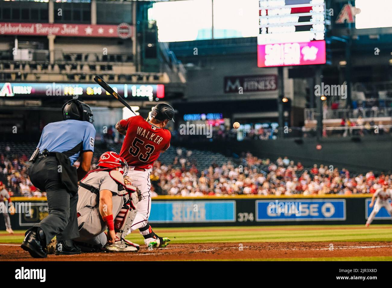 Arizona Diamondbacks le premier joueur de base Christian Walker (53) se trouve dans un deuxième jeu de fin de salle à manger dans le premier repas d'un match de baseball MLB contre Banque D'Images