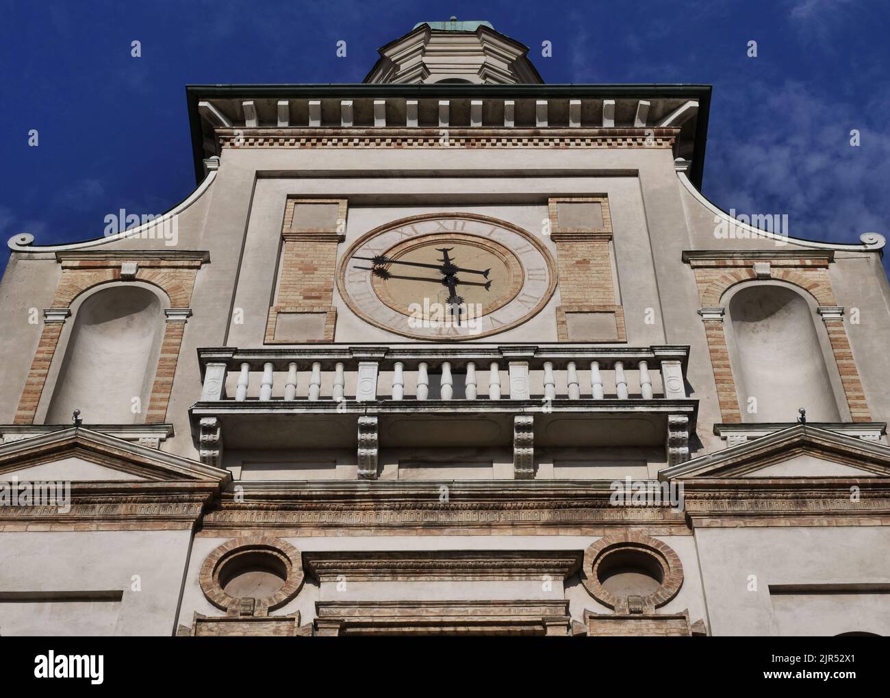 Arc de Torrazzo dans la place du dôme, Crema, Cremona, Lombardie, Italie Banque D'Images