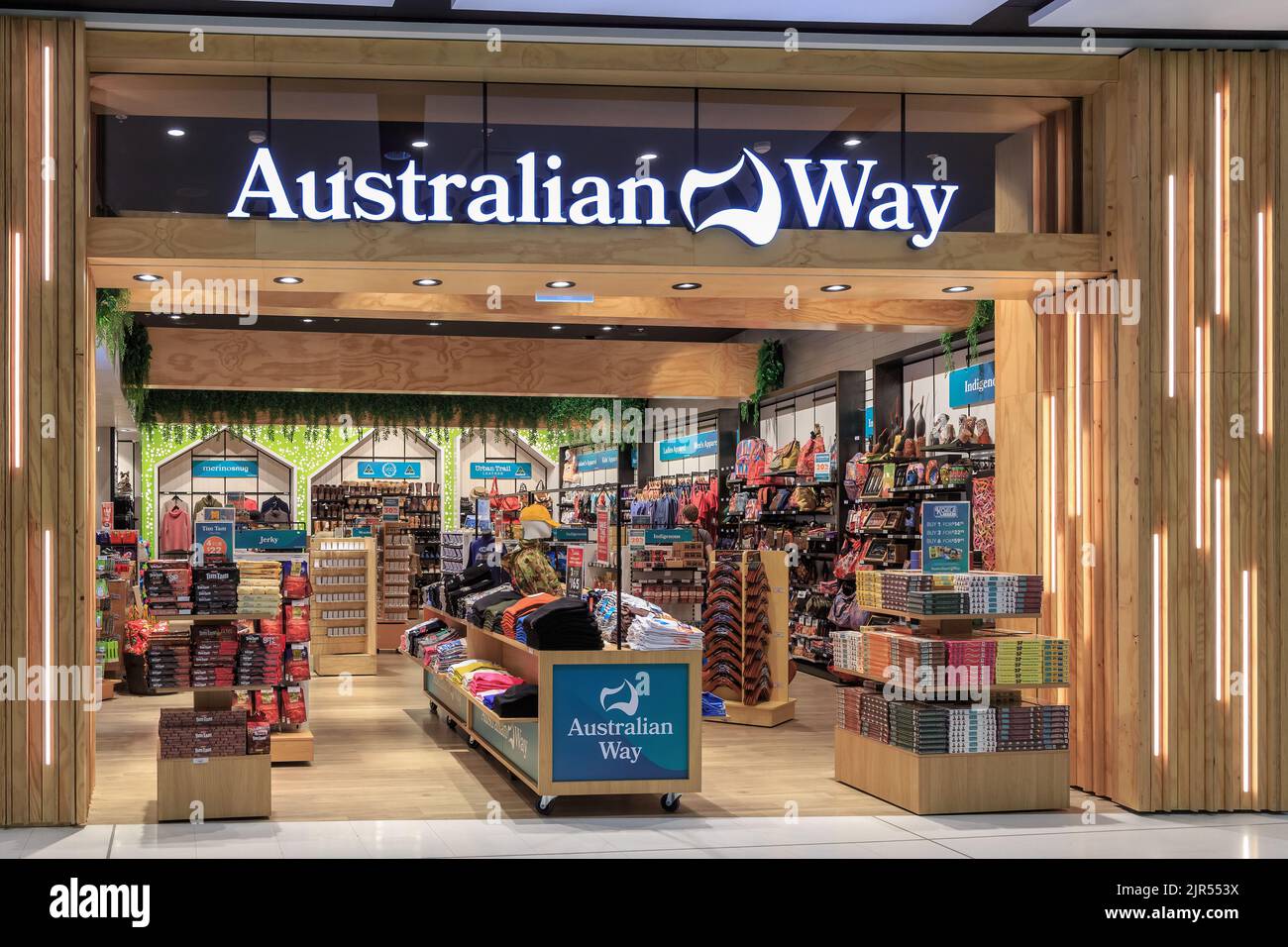 Une boutique de souvenirs « Australian Way » dans la zone commerciale hors taxes de l'aéroport de Sydney, Sydney, Australie Banque D'Images