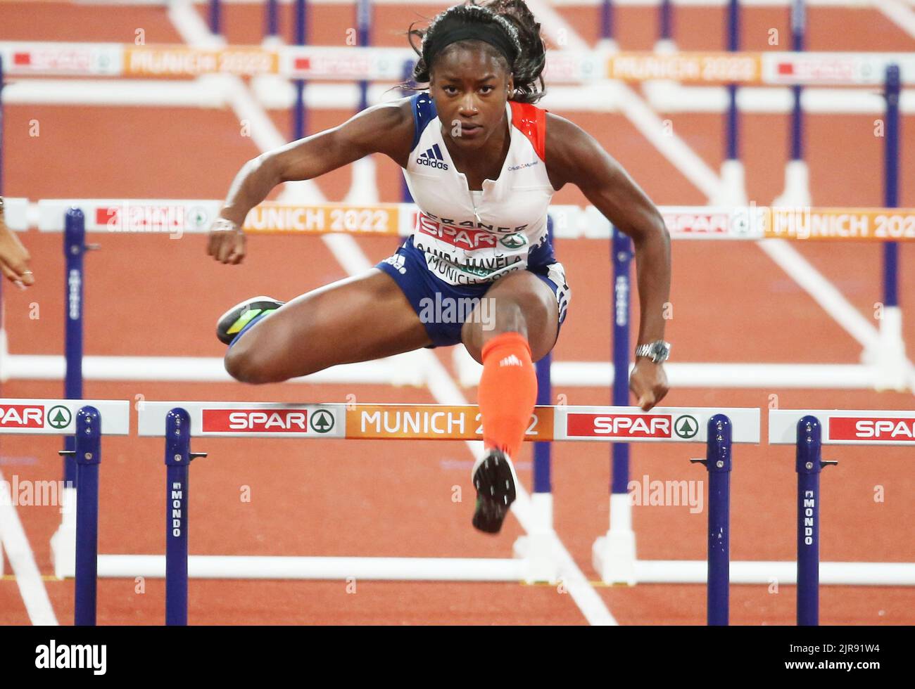 Cyrena Samba-Mayela de France pendant l'Athlétisme, les 100m haies des
