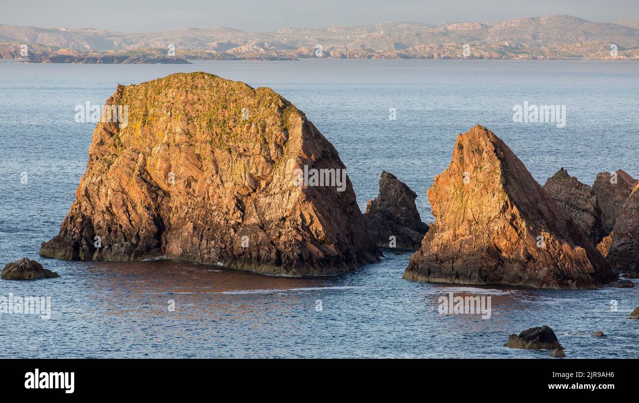 Camas na h-Airde Cliffs in evenig Light, Aird Uig, Lewis, Isle of Lewis, Hebrides, Outer Hebrides, Îles de l'Ouest, Écosse, Royaume-Uni Banque D'Images