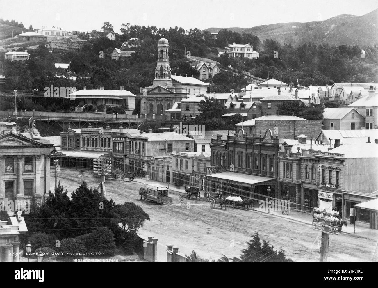 Lambton Quay, Wellington, 1880s ans, Dunedin, par Burton Brothers. Banque D'Images