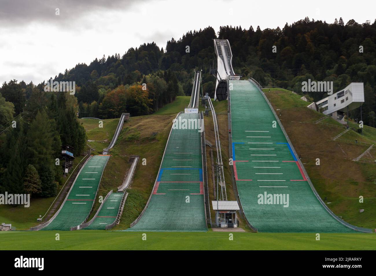 Stade olympique de ski alpin dans le sud de l'Allemagne un centre populaire de sports d'hiver. GARMISCH PARTENKIRCHEN ALLEMAGNE - SEP 2018 Banque D'Images