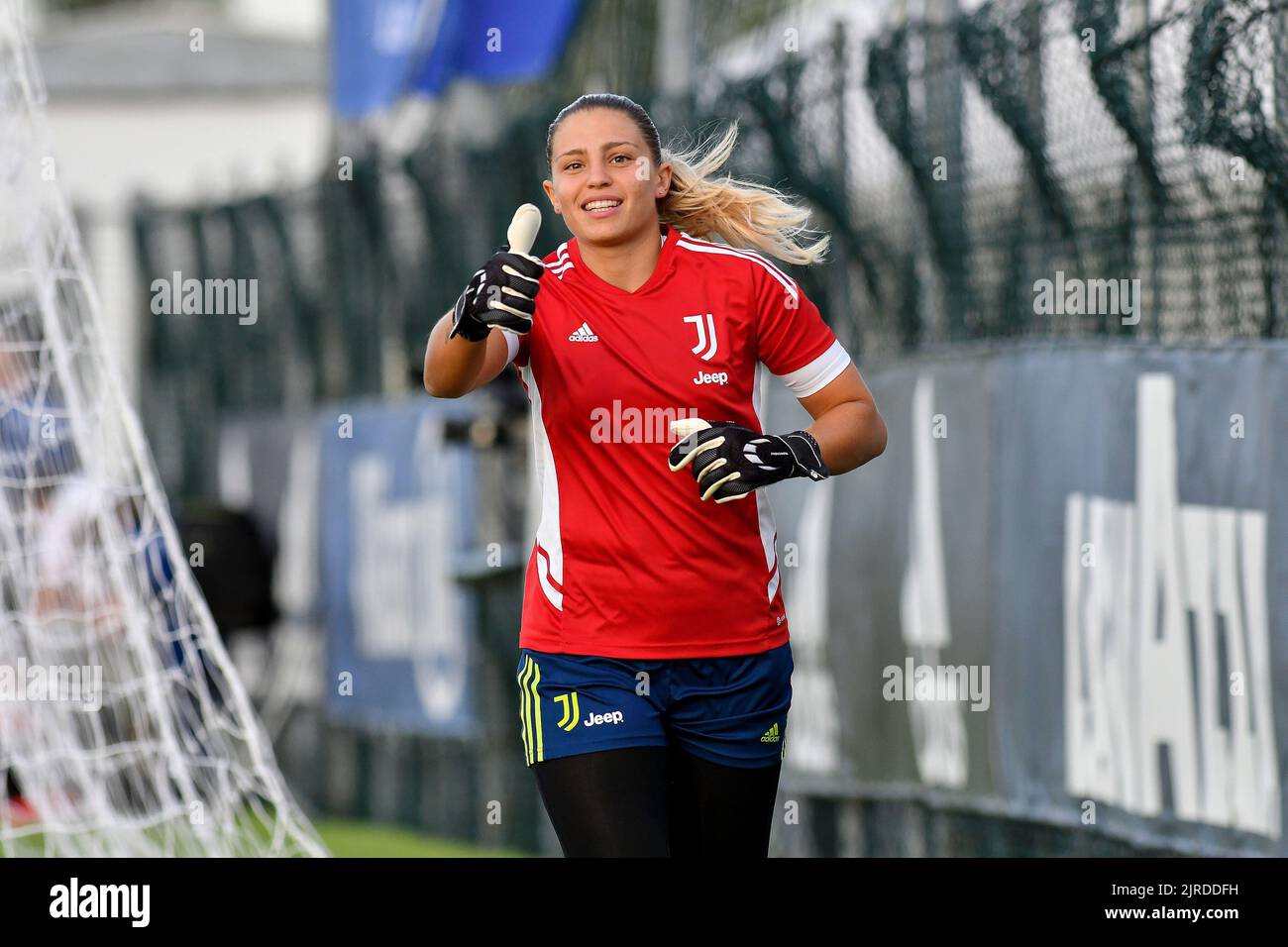 Roberta Aprile, de Juventus Women, réagit lors du match final de la Ligue des champions des femmes de l'UEFA, du CP Group 6 entre le FC Juventus et le Gat Qiryat au Centre d'entraînement de Juventus sur 21 août 2022 à Vinovo, en Italie Banque D'Images