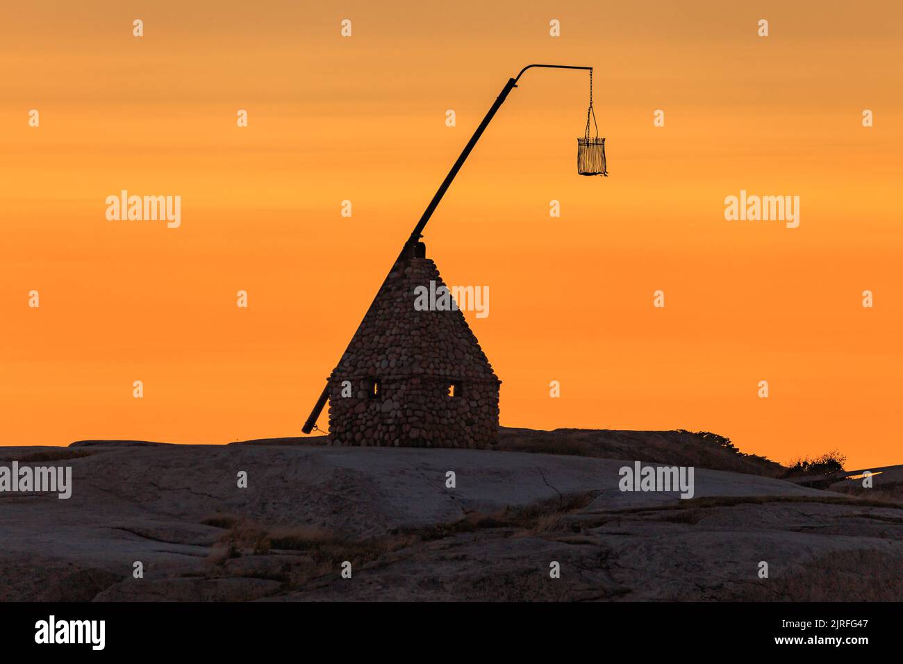 Coucher de soleil à la fin du monde - Vippefyr ancien phare à Verdens Ende en Norvège Banque D'Images