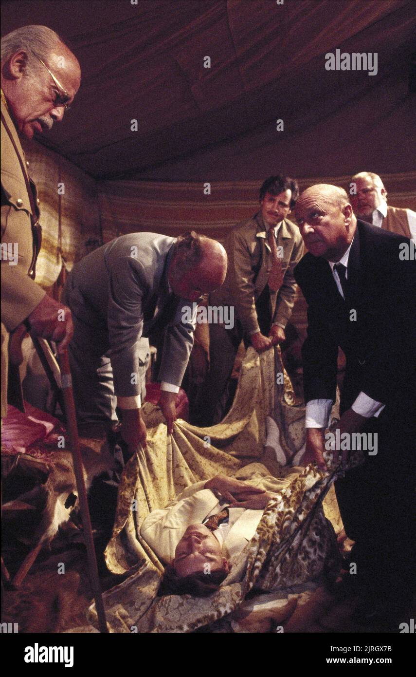 HERBERT LOM, DONALD PLEASENCE, dix petits Indiens, 1989 Banque D'Images