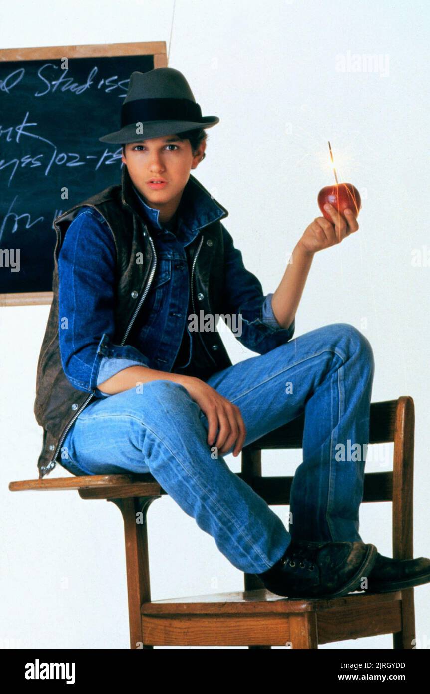 RALPH MACCHIO, ENSEIGNANTS, 1984 Banque D'Images