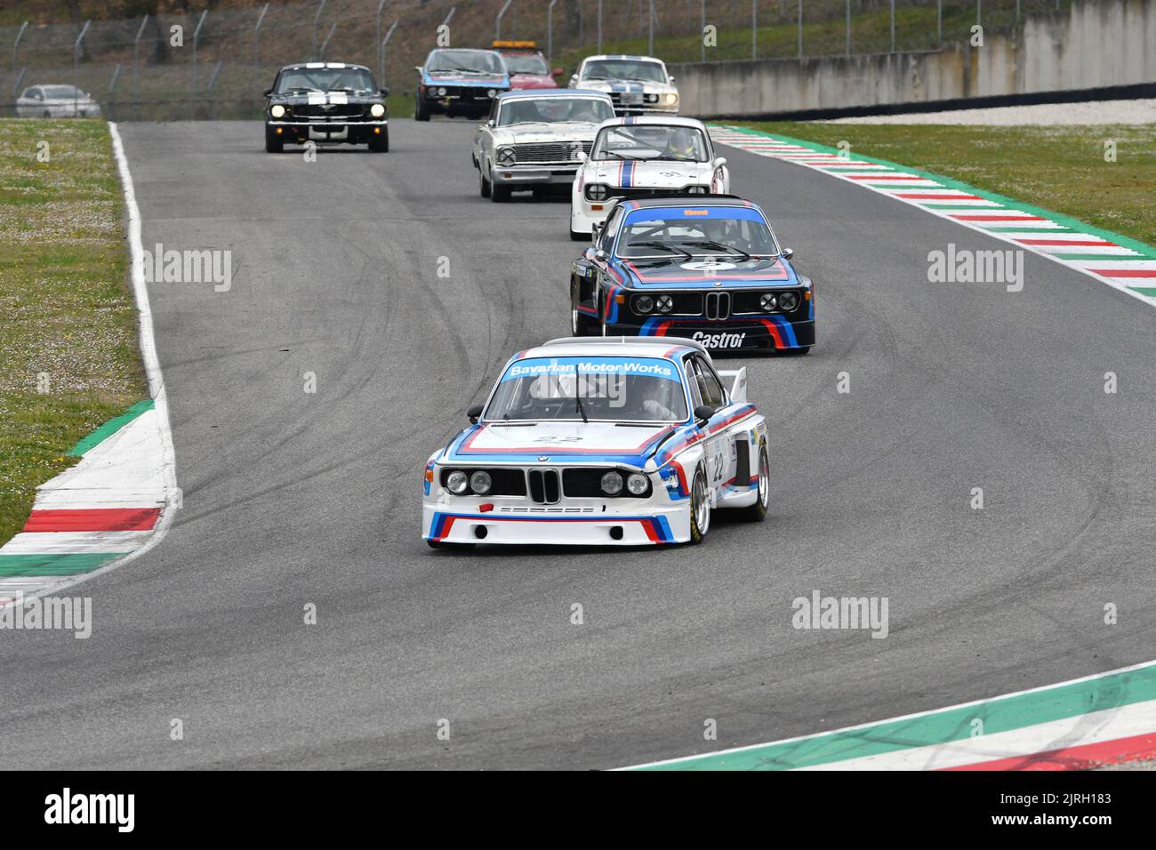 Scarperia, 3 avril 2022: BMW 3,0 CSL 1975 conduite par Unknown en action pendant Mugello Classic 2022 au circuit Mugello en Italie. Banque D'Images