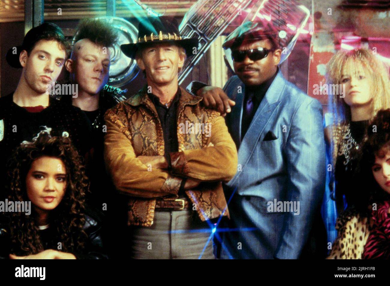 PAUL HOGAN, Charles S. Dutton, crocodile dundee II, 1988 Banque D'Images