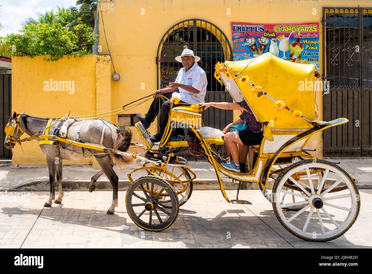 Calèche dans la ville magique d'Izamal à Yucatan, Mexique Banque D'Images
