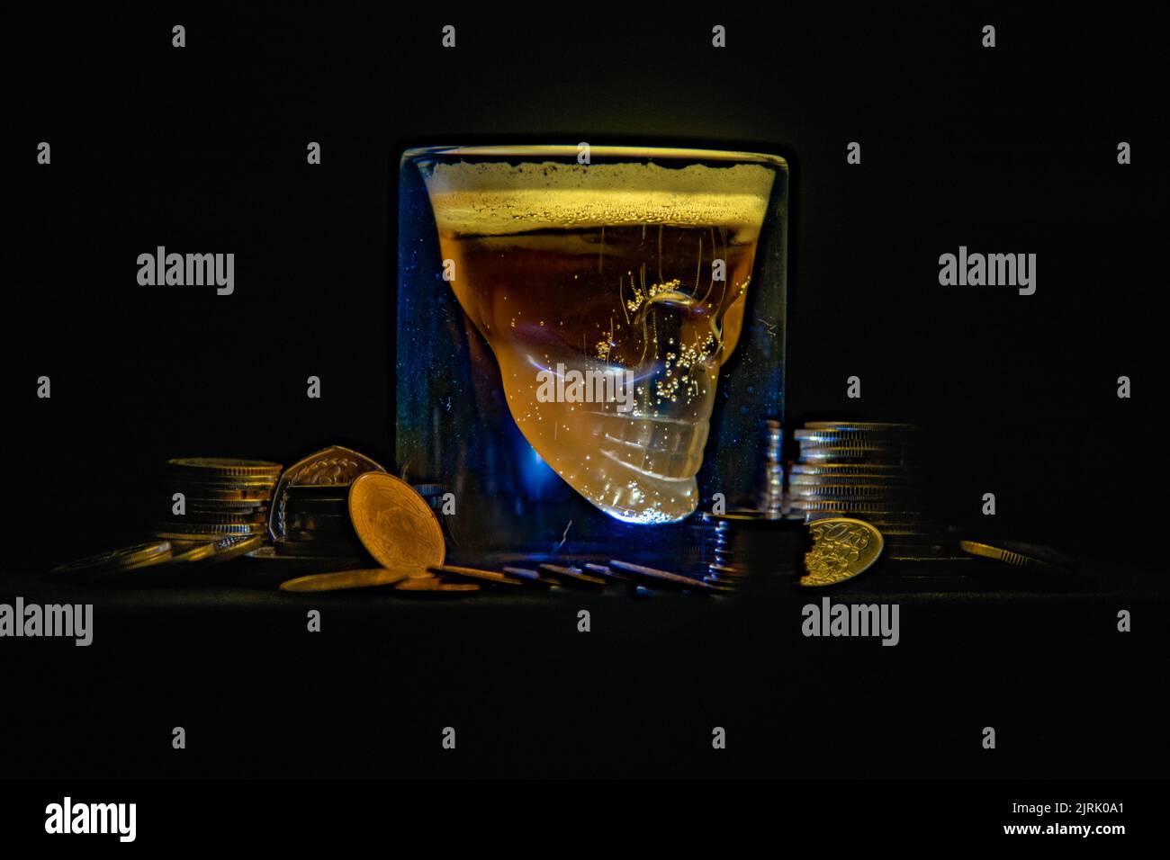 Mort et argent Résumé destiné à souligner notre esclavage dans un système. Gratuit ? Banque D'Images