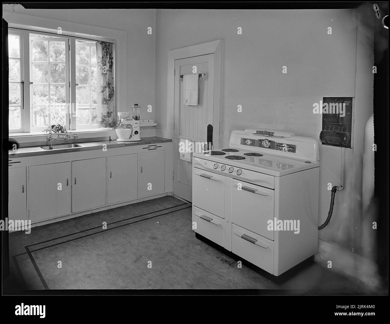Mme Blakely's House, Golf Road, janvier 1953, Nouvelle-Zélande, par J.W. Chapman-Taylor. Banque D'Images