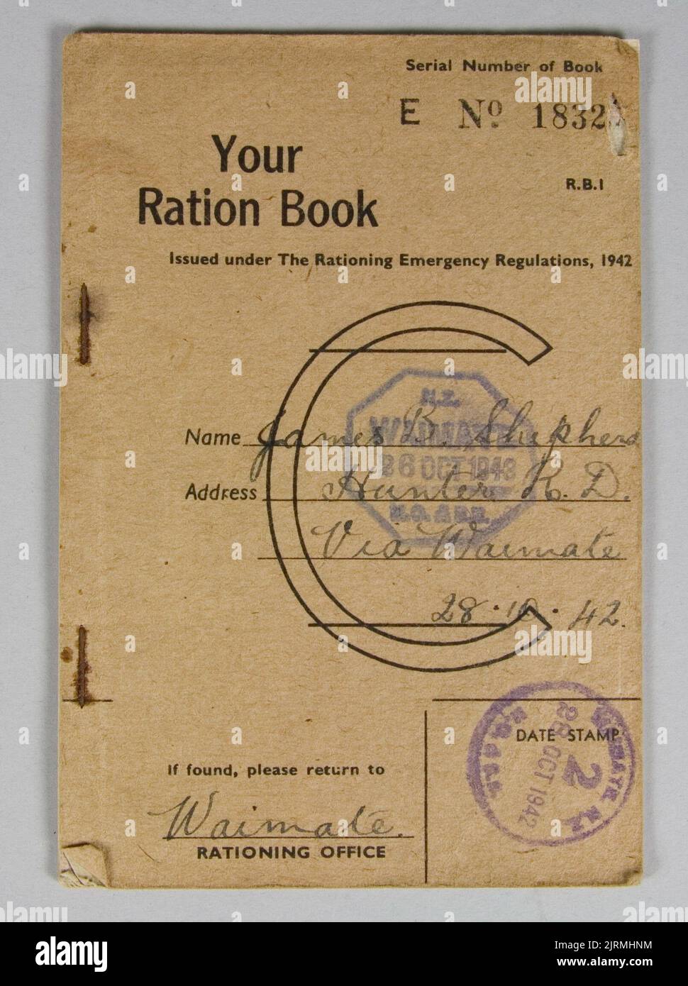 Livre de ration avec carte de ration pour vêtements spéciaux pour enfants, octobre 1942, Nouvelle-Zélande, par le gouvernement néo-zélandais. Don de Barbara Gibson, 2015. Banque D'Images