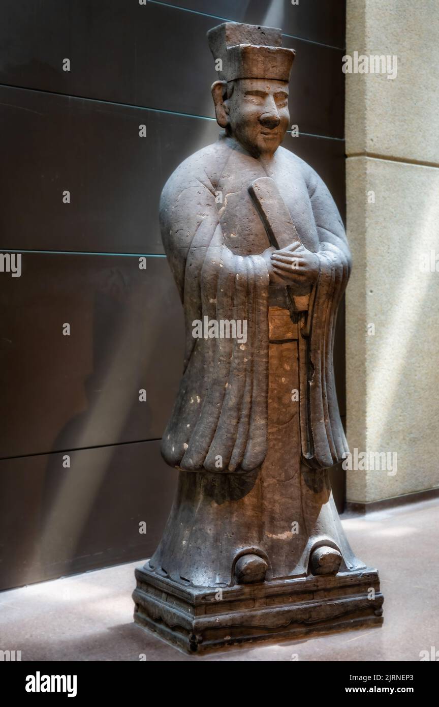 Sculpture en pierre d'un fonctionnaire des dynasties Qing ou Late Ming objet vu au Musée royal de l'Ontario Banque D'Images