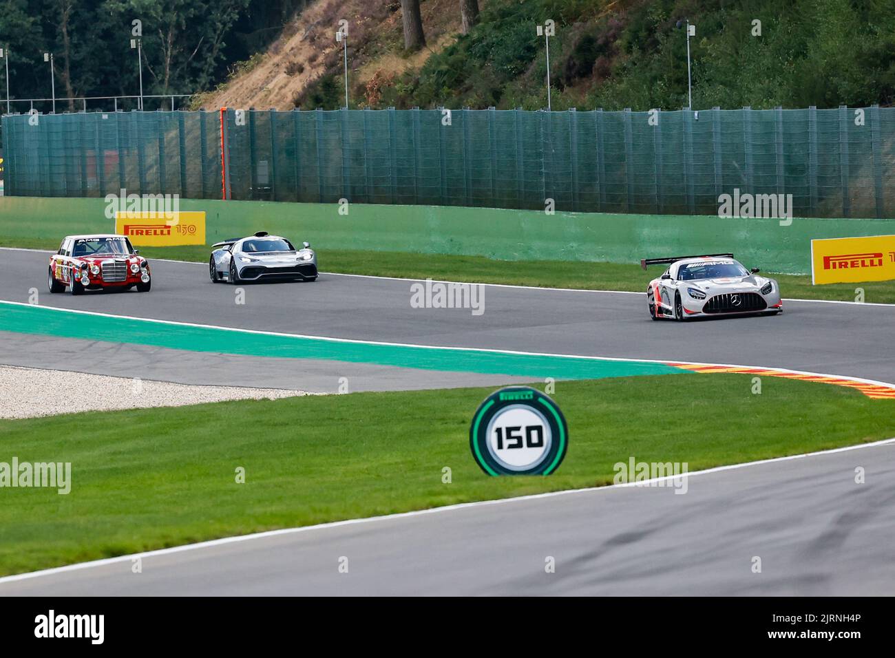 mercedes-gt3-edition-55-mercedes-amg-gt-one-et-300-sel-6-8-amg-soi