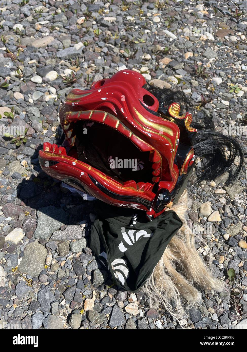 Masque de festival japonais Red shishi lion Head Banque D'Images