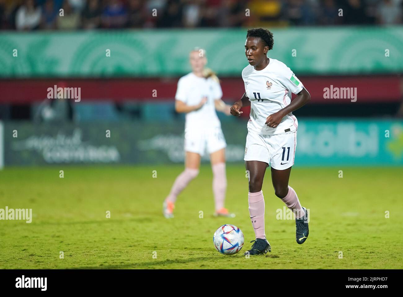 Alajuela, Costa Rica. 21st août 2022. Alajuela, Costa Rica, 21 août 2022: Vicki Becho (11 France) contrôle le ballon pendant la coupe du monde FIFA U20 Womens Costa Rica 2022 quart de finale de football entre le Japon et la France à Morera Soto à Alajuela, Costa Rica. (Daniela Porcelli/SPP) crédit: SPP Sport presse photo. /Alamy Live News Banque D'Images