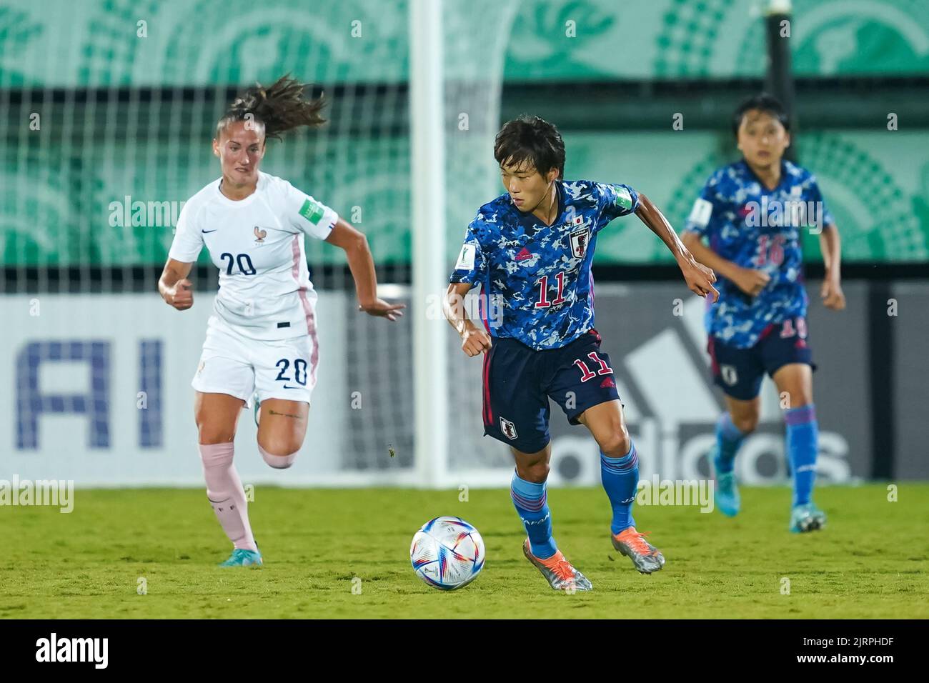 Alajuela, Costa Rica. 21st août 2022. Alajuela, Costa Rica, 21 août 2022: Maika Hamano (11 Japon) avance pendant la coupe du monde des femmes FIFA U20 Costa Rica 2022 quart de finale de football entre le Japon et la France à Morera Soto à Alajuela, Costa Rica. (Daniela Porcelli/SPP) crédit: SPP Sport presse photo. /Alamy Live News Banque D'Images