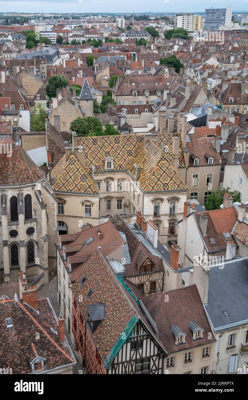 La ville intérieure de Dijon vue de la Tour Philippe le bon iin 46 m de hauteur Banque D'Images
