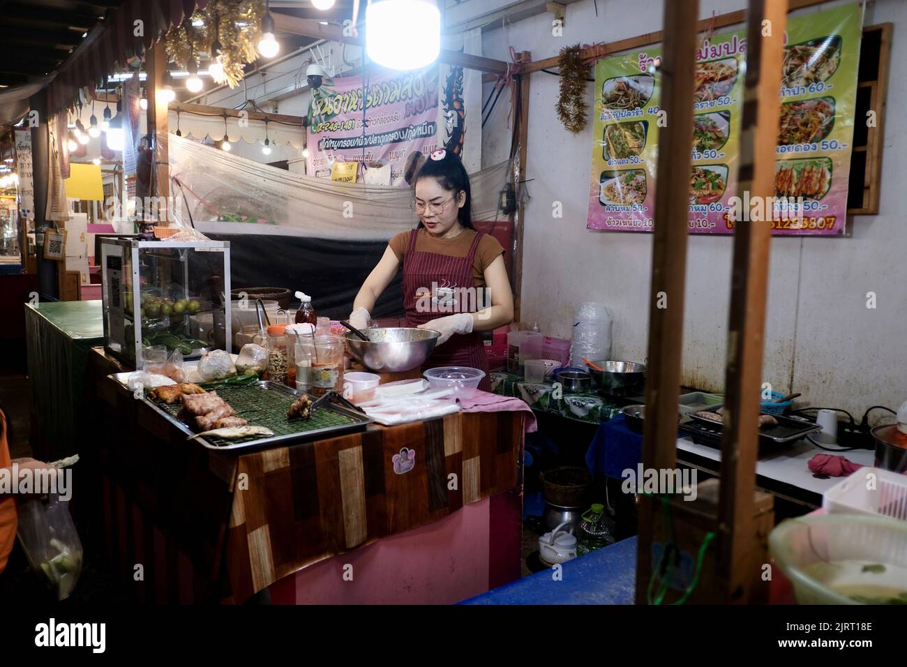 Tradition Thail Vendeur de nourriture chaude Siam Square Bangkok Thaïlande Banque D'Images