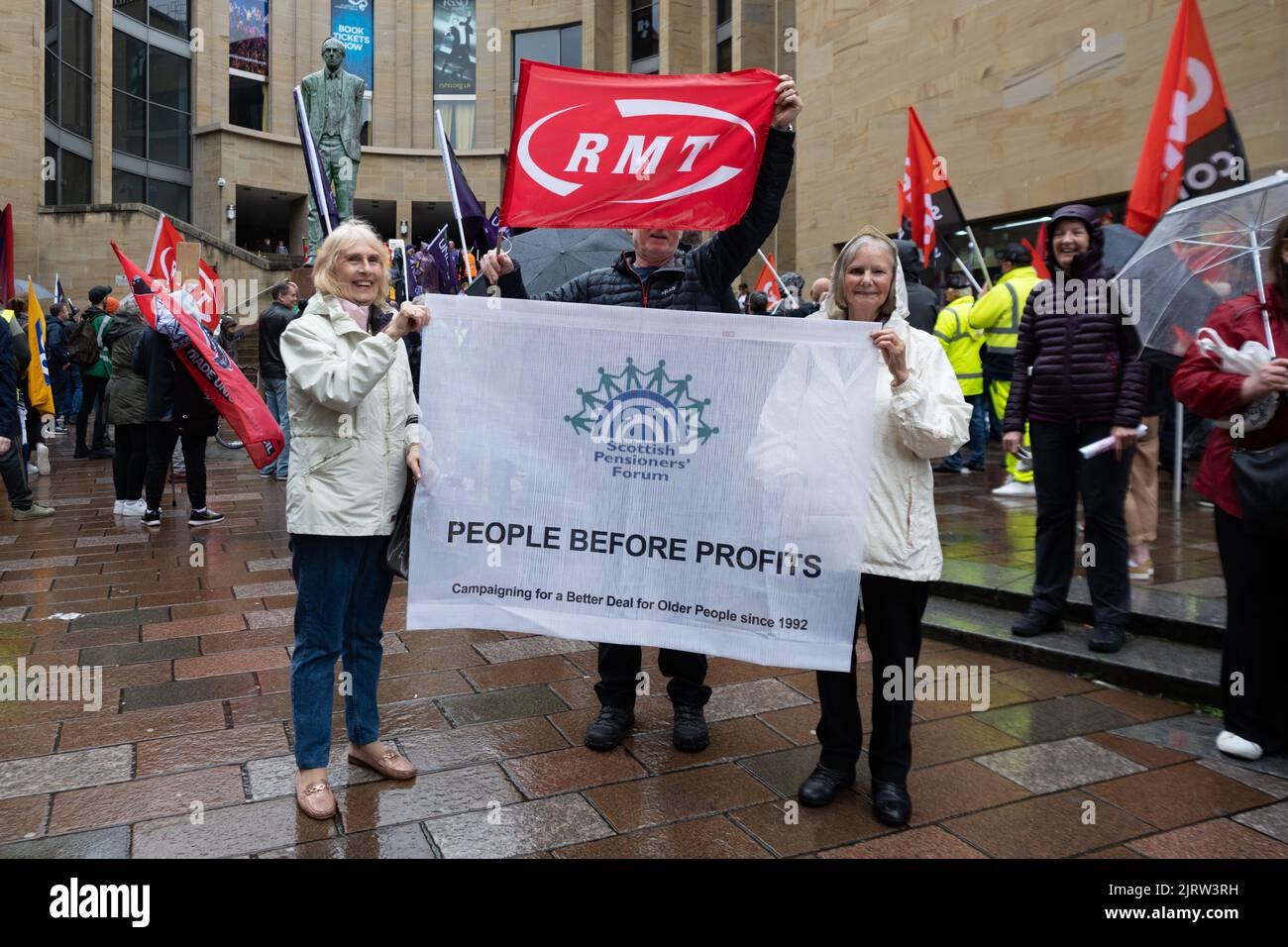 Glasgow, Écosse, Royaume-Uni. 26th août 2022. Rassemblement de grève conjointe dans le centre-ville de Glasgow. Photo: Scottish Pensioners forum crédit: Kay Roxby/Alay Live News Banque D'Images