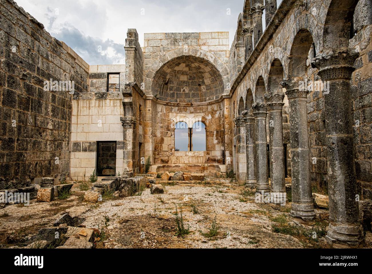 Mersin, Turquie - 10 août 2021 : ruines de l'ancienne ville d'Uzundzhaburch dans la province de Mersin Banque D'Images