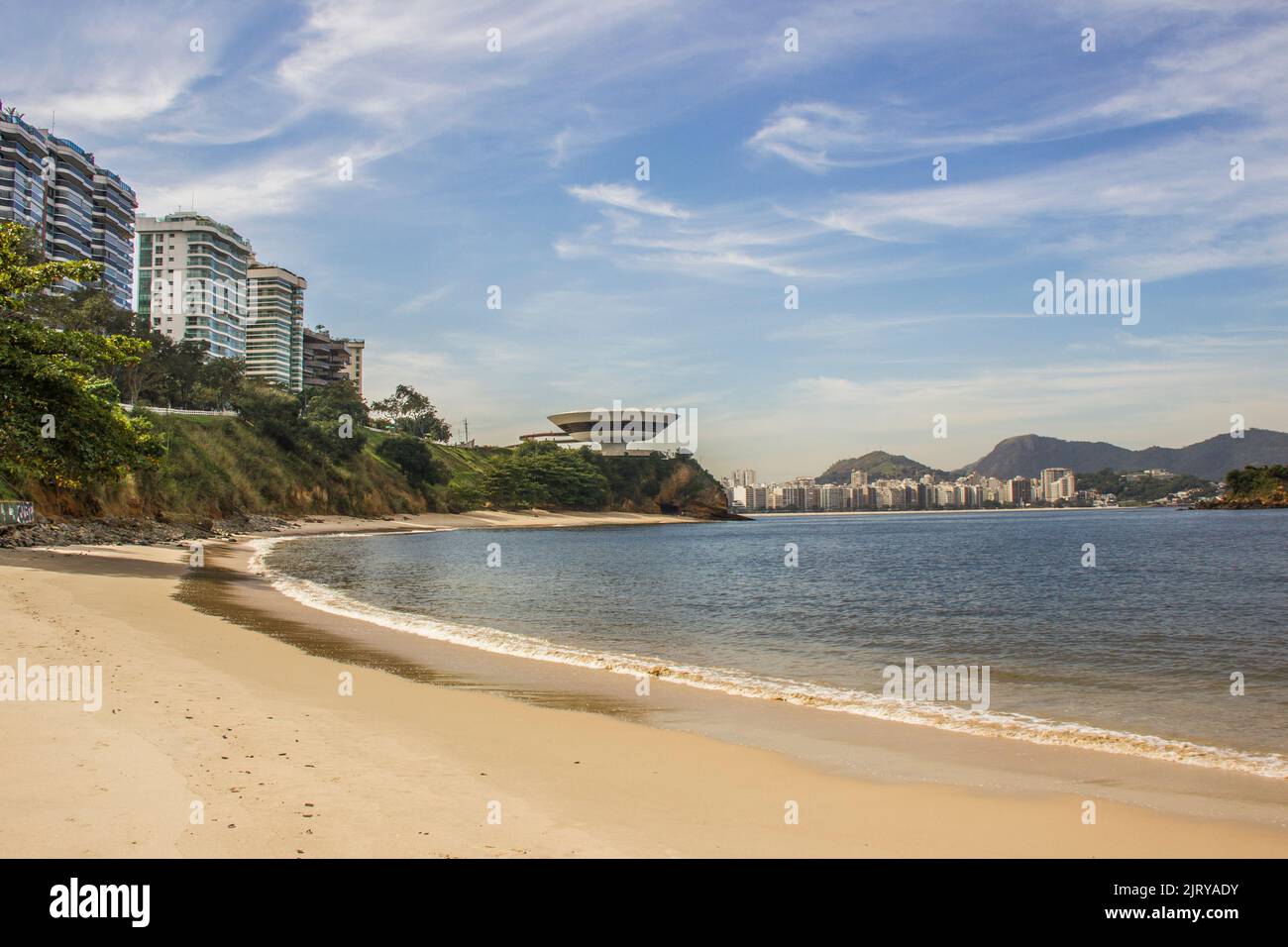 Bonne plage de voyage à niteroi Rio de Janeiro. Banque D'Images