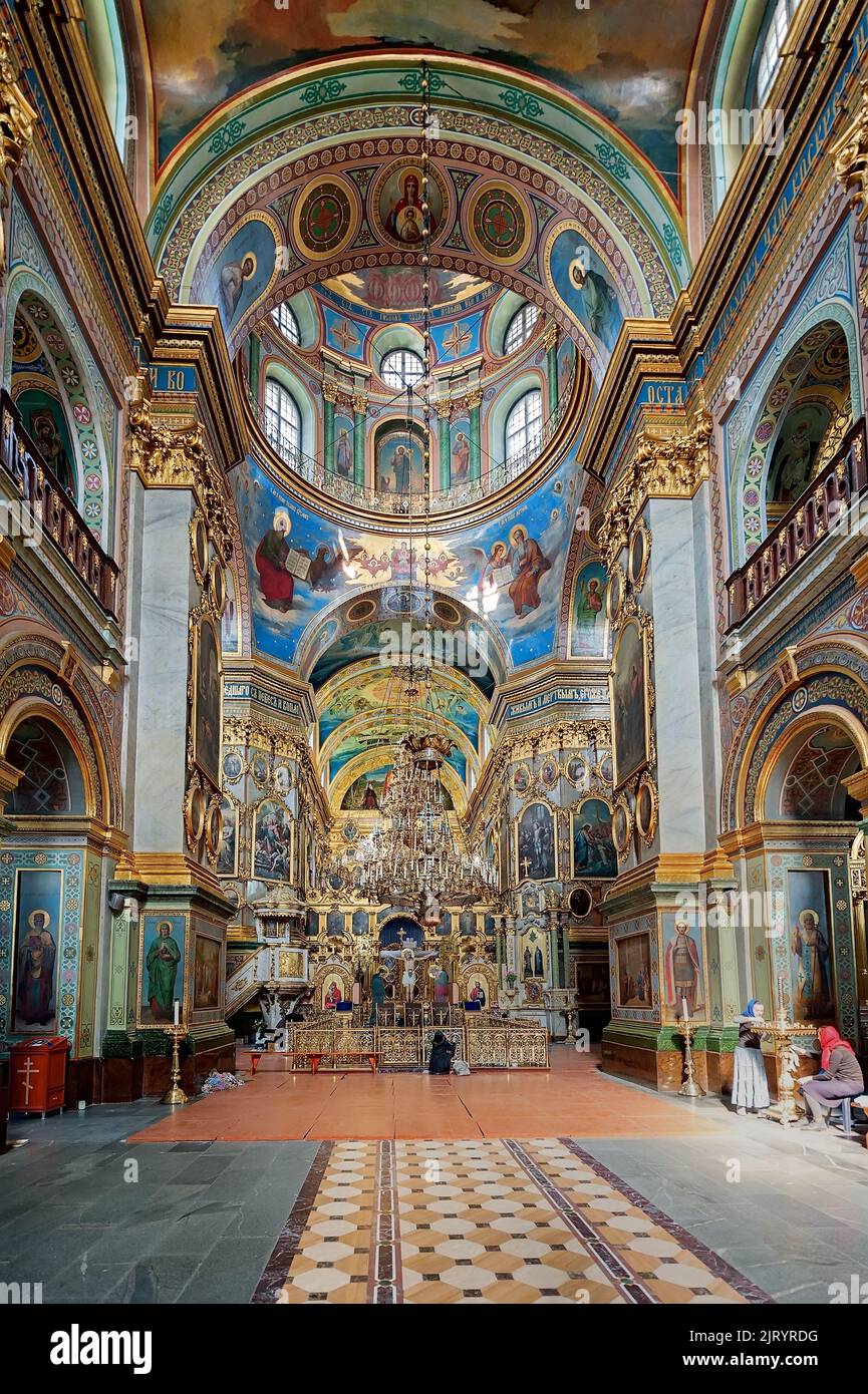 Intérieur de la Sainte Dormition Pochayiv Lavra, Pochayiv, Ukraine Banque D'Images