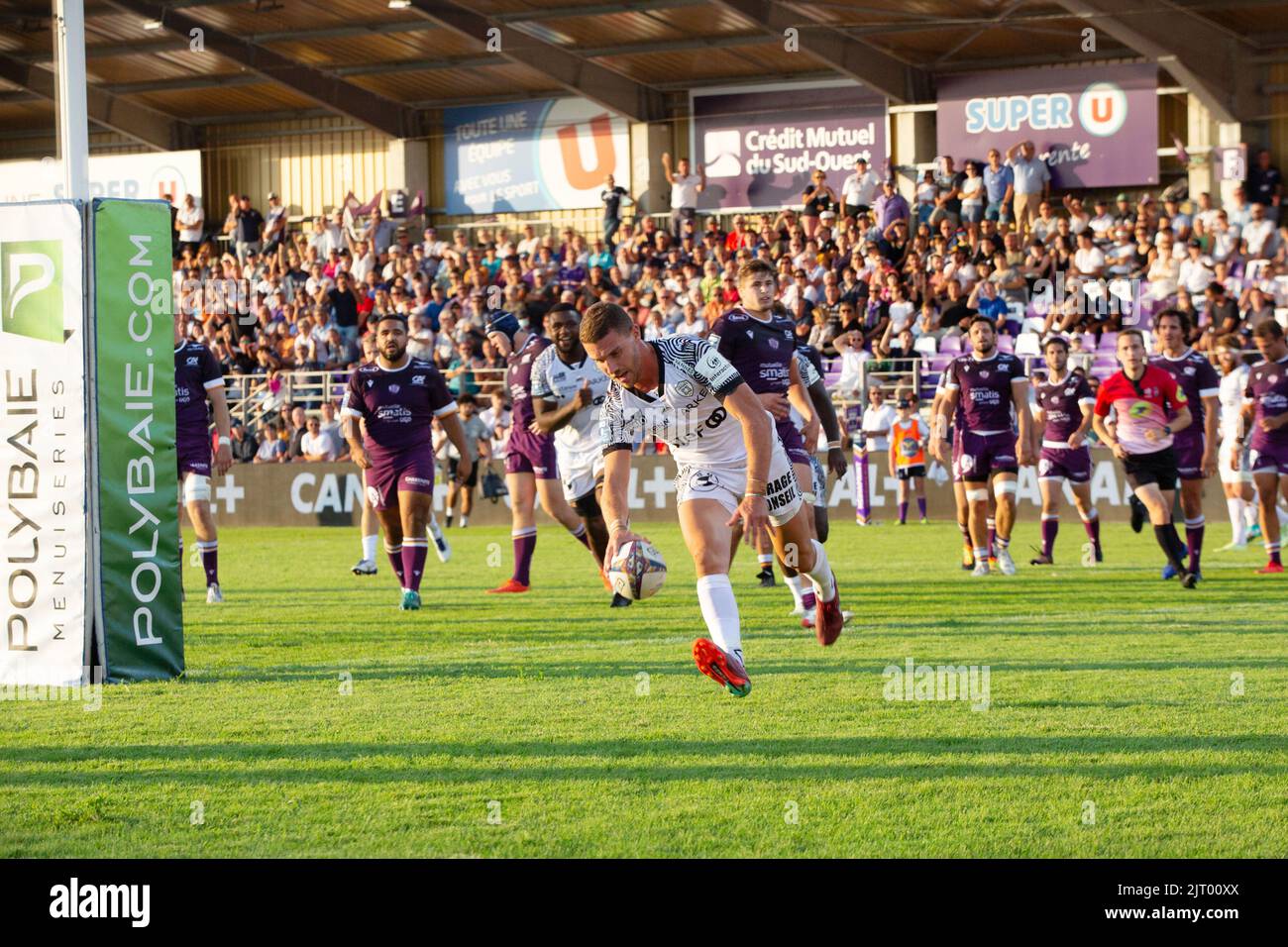 Angoulême, France. 26th août 2022. Maxime Lafage de vannes marque un essai lors du match de rugby Pro D2 du championnat français entre Soyaux-Angoulême XV et RC vannes sur 26 août 2022 au stade Chanzy d'Angoulême, France - photo Damien Kilani / DK Prod / DPPI crédit: DPPI Media / Alay Live News Banque D'Images