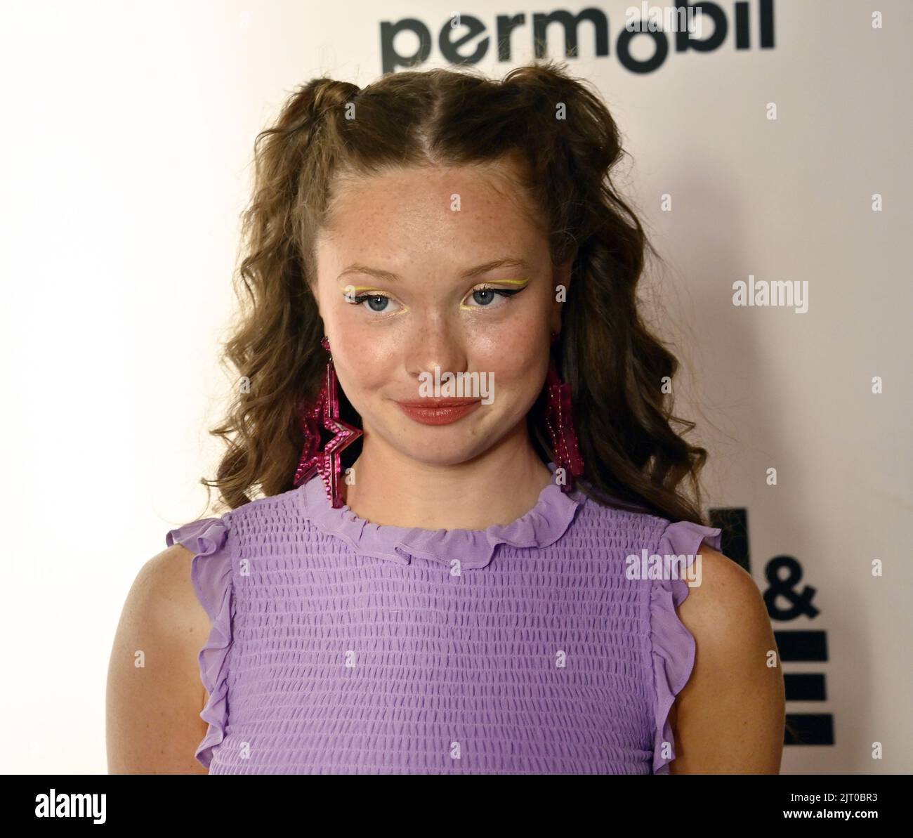 Los Angeles, États-Unis. 26th août 2022. Zoe Margaret Colletti, membre du casting, assiste à une projection spéciale du film familial « Gigi & Nate » à la cathédrale Sainte-Sophie de Los Angeles vendredi, à 26 août 2022. Scénario : la vie d'un jeune homme est retournée après qu'il a été laissé un quadriplégique. Aller de l'avant semble presque impossible jusqu'à ce qu'il rencontre son animal de service peu probable, Gigi - un singe capucin curieux et intelligent. Photo de Jim Ruymen/UPI crédit: UPI/Alay Live News Banque D'Images