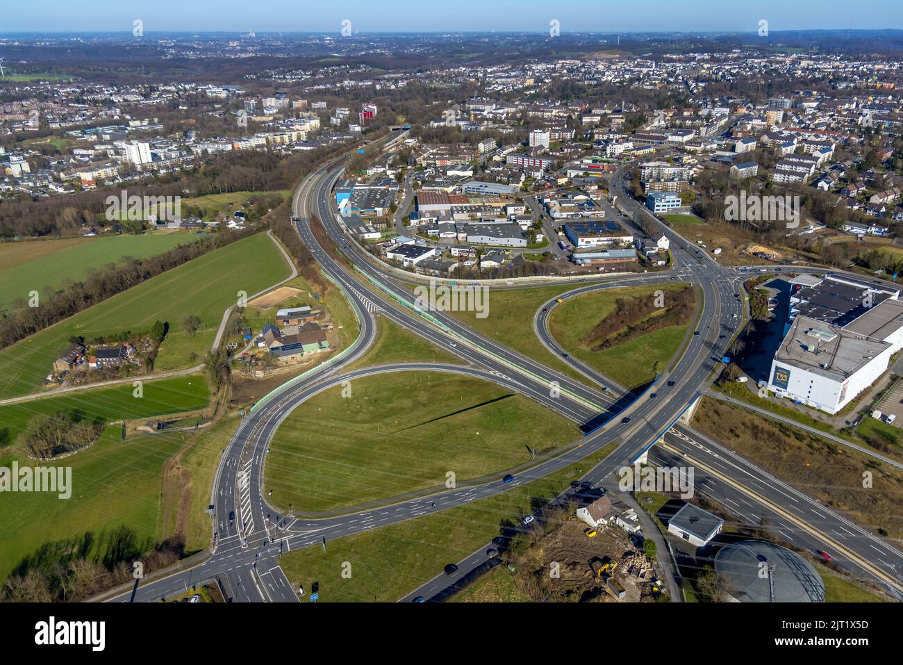 Vue aérienne, sortie d'autoroute Hetterscheidt de l'autoroute A44, Krehwinkler Höfe, Velbert, région de la Ruhr, Rhénanie-du-Nord-Westphalie, Allemagne, Autobahn, DE, Europe, a Banque D'Images