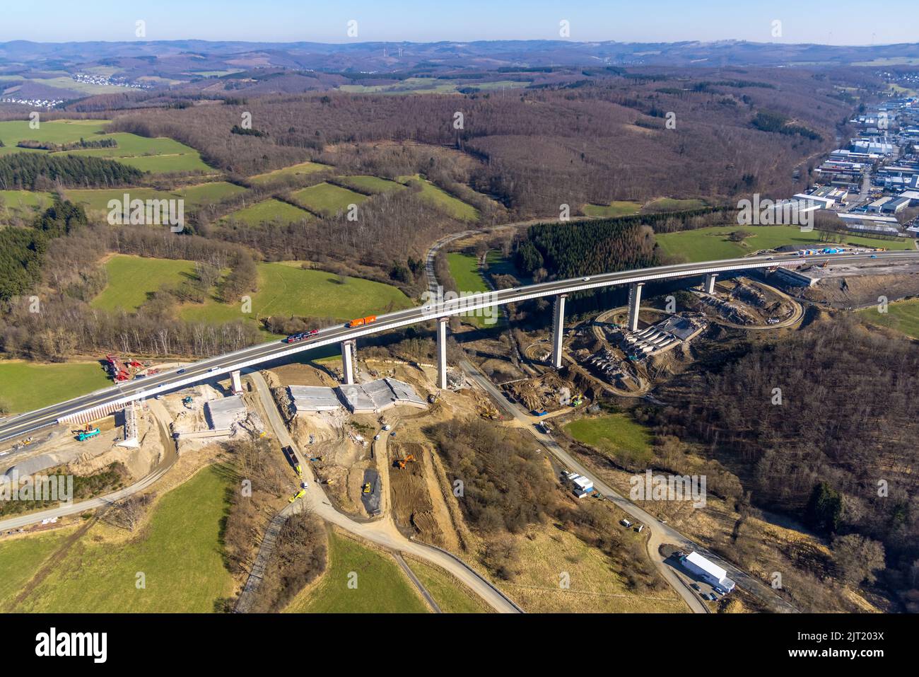 Viaduc du pont d'autoroute Rinsdorf de l'autoroute A45 Sauerlandlinie, chantier et nouvelle construction à côté du pont à bascule, Rinsdorf, Wilnsd Banque D'Images