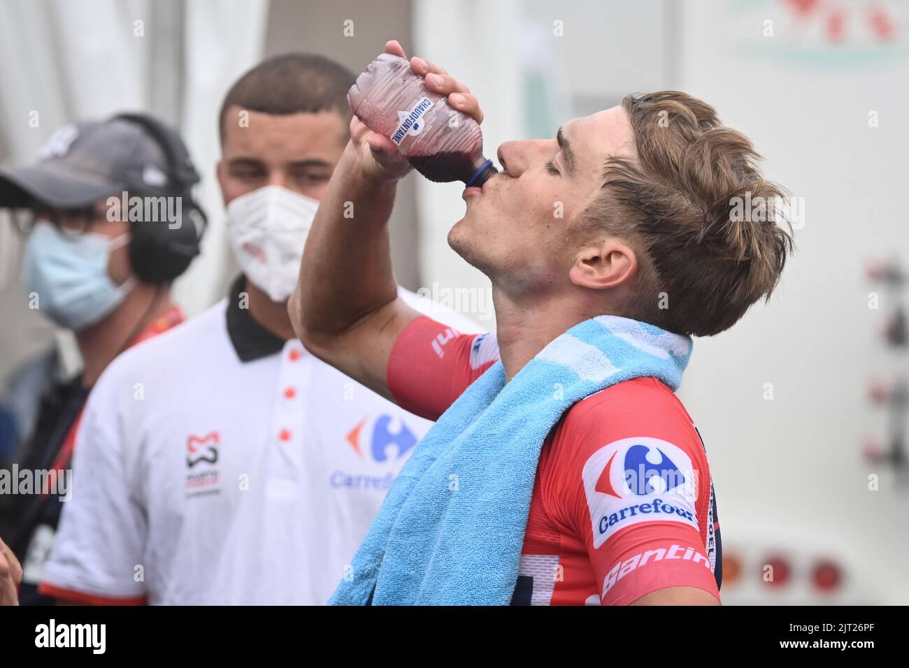 Cistierna, Espagne. 27th août 2022. Belge Remco Evenepoel de Quick-Step Alpha Vinyl photographié après la phase 8 de l'édition 2022 de 'Vuelta a Espana', Tour d'Espagne course cycliste, de la Pola Llaviana à Collau Fancuaya, Yernes y Tameza (153,4 km), Espagne, samedi 27 août 2022. PHOTO DE BELGA DAVID STOCKMAN crédit: Belga News Agency/Alay Live News Banque D'Images