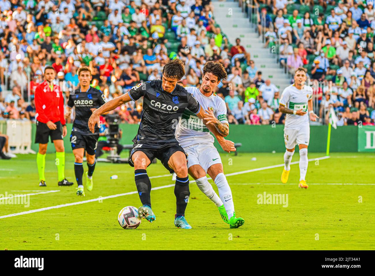 Elche, Elche, Espagne. 27th août 2022. ELCHE, ESPAGNE - AOÛT 27 : Robin le Normand de Real Sociedad et Roger Marti d'Elche CF pendant le match entre Elche CF et Real Sociedad de Futbol de la Liga Santander sur 27 août 2022 à Martín Valero à Elche, Espagne. (Credit image: © Samuel Carreño/PX Imagens via ZUMA Press Wire) Banque D'Images