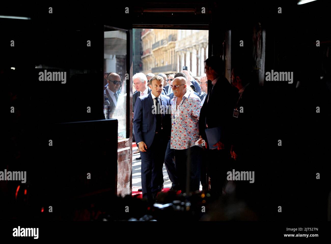 Le président de la République française, Emmanuel Macron rend visite à ...