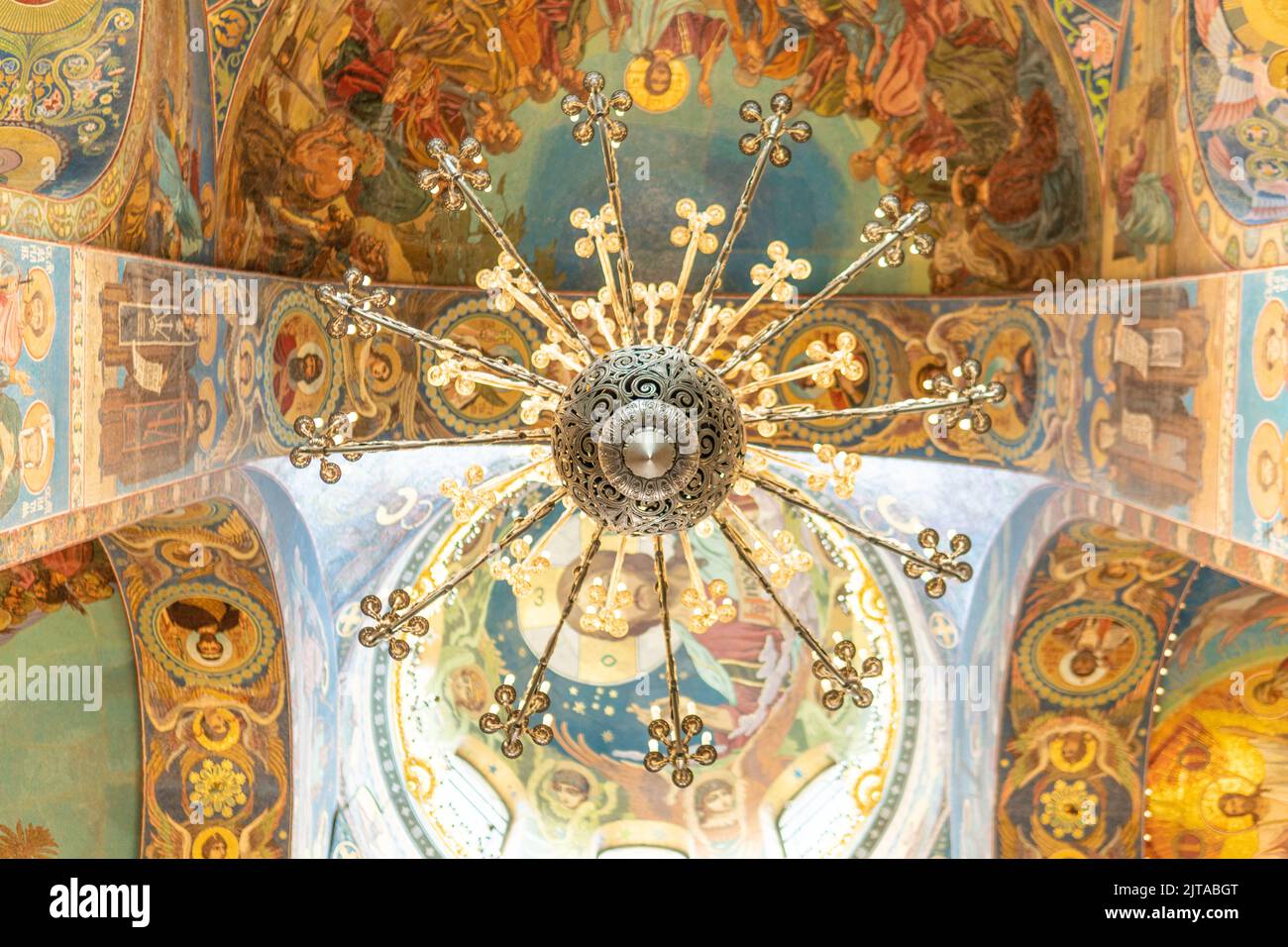RUSSIE, PETERSBOURG - 21 AOÛT 2022: saint-pétersbourg église de russie christ bâtiment russe icône, de la peinture sauveur de na de la voûte touristique Banque D'Images