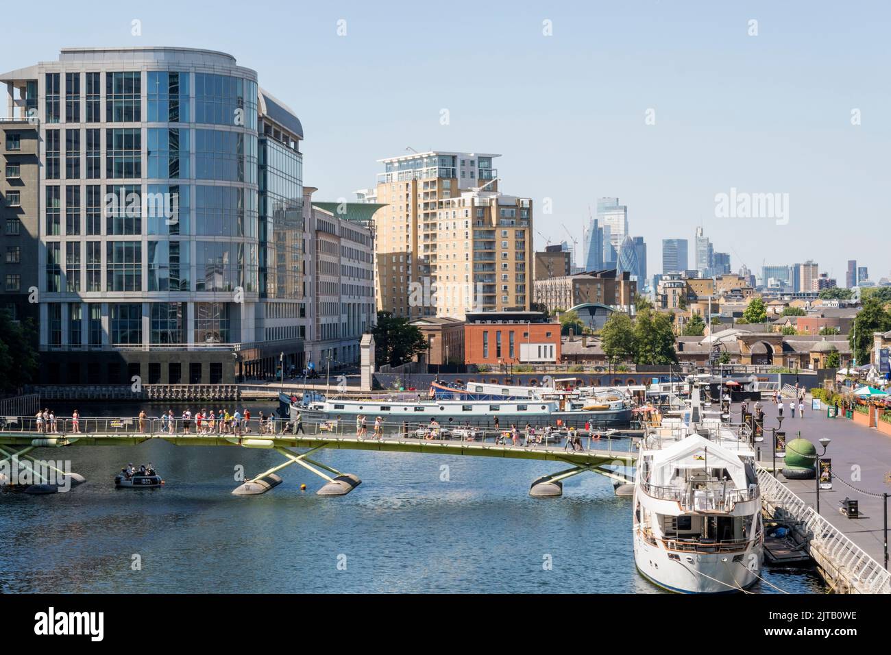 Ville de Londres vue depuis les Docklands à West India Quay. Banque D'Images