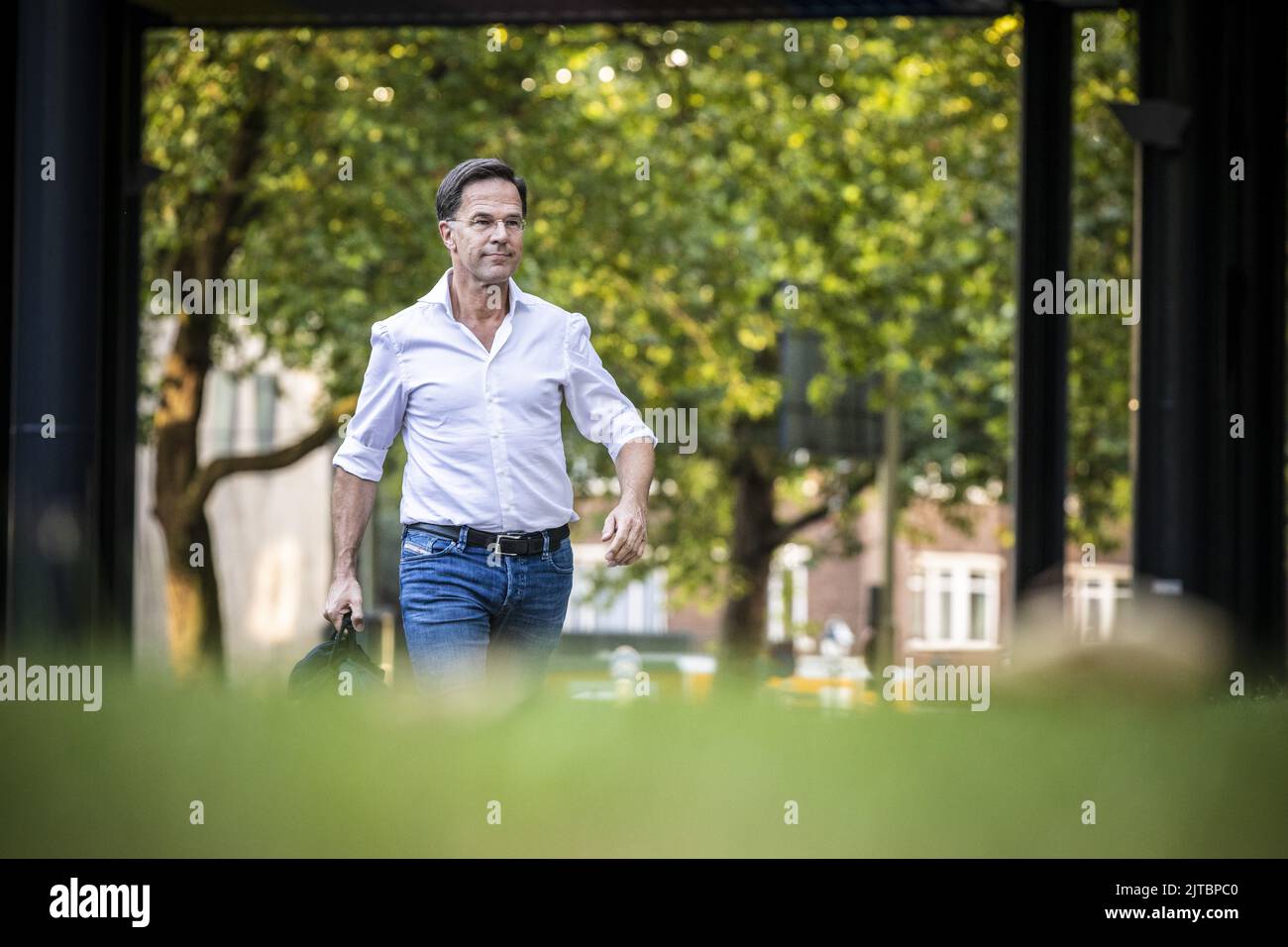 2022-08-29 19:35:36 pays-Bas, la Haye, 290802022. Le Premier ministre du VVD, Mark Rutte, arrive au ministère des Finances pour une consultation de la coalition sur le budget. ANP REMCO KOERS pays-bas OUT - belgique OUT Banque D'Images