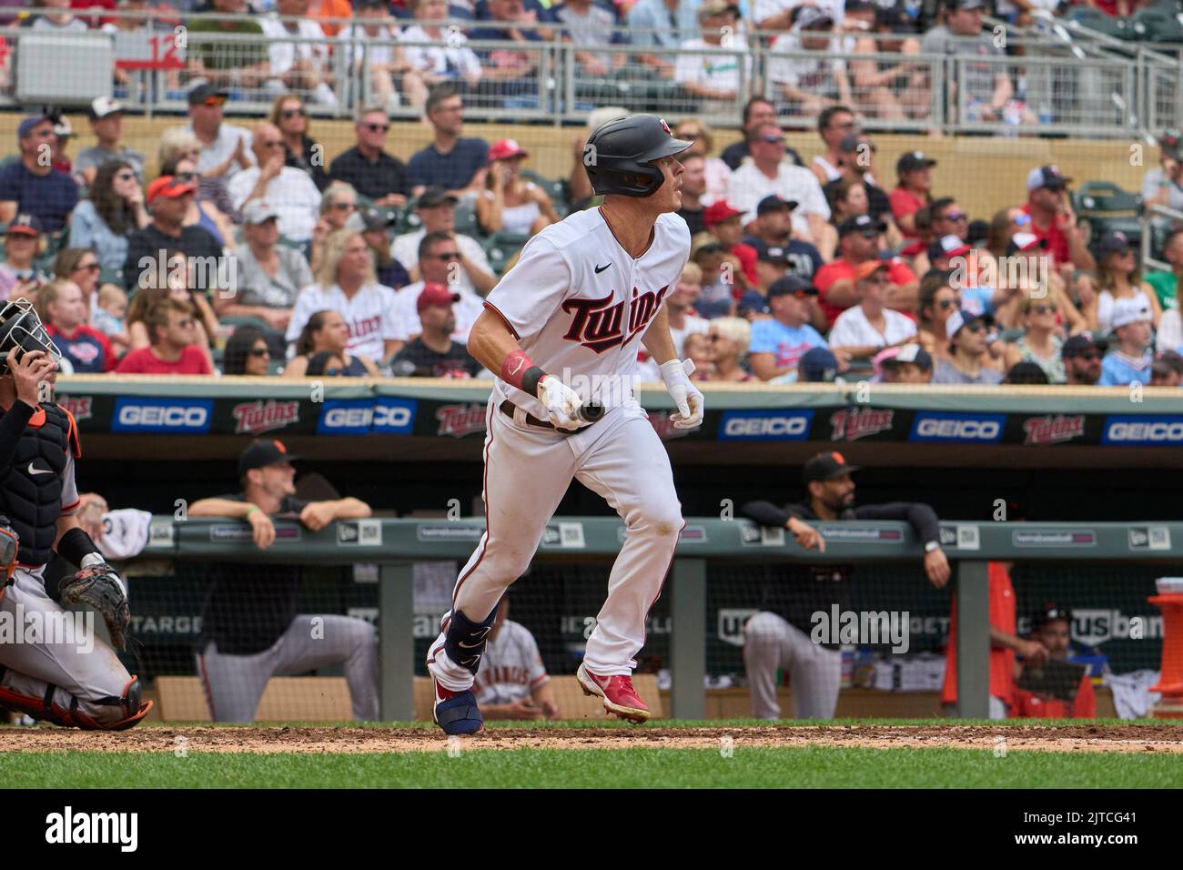 28 août 2022 : Max Kepler, le grand joueur de terrain du Minnesota (26), a remporté un succès au cours du match avec les San Francisco Giants et les Minnesota Twins qui se sont tenus au Target Field à Minneapolis mn. David Seelig/Cal Sport Medi(Credit image: © David Seelig / Cal Sport Media/Sipa USA/Cal Sport Media/Sipa USA)(Credit image: © David Seelig / Cal Sport Media/Sipa USA/Cal Sport Media/Sipa USA) Banque D'Images