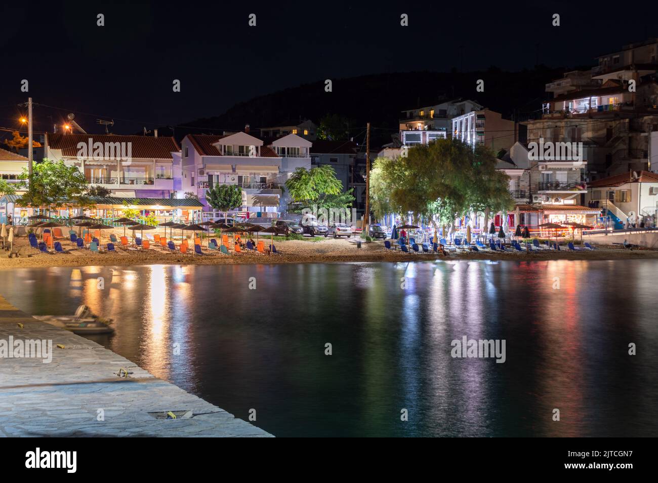 Village de Skala Marion par nuit, l'île de Thassos, Grèce Banque D'Images