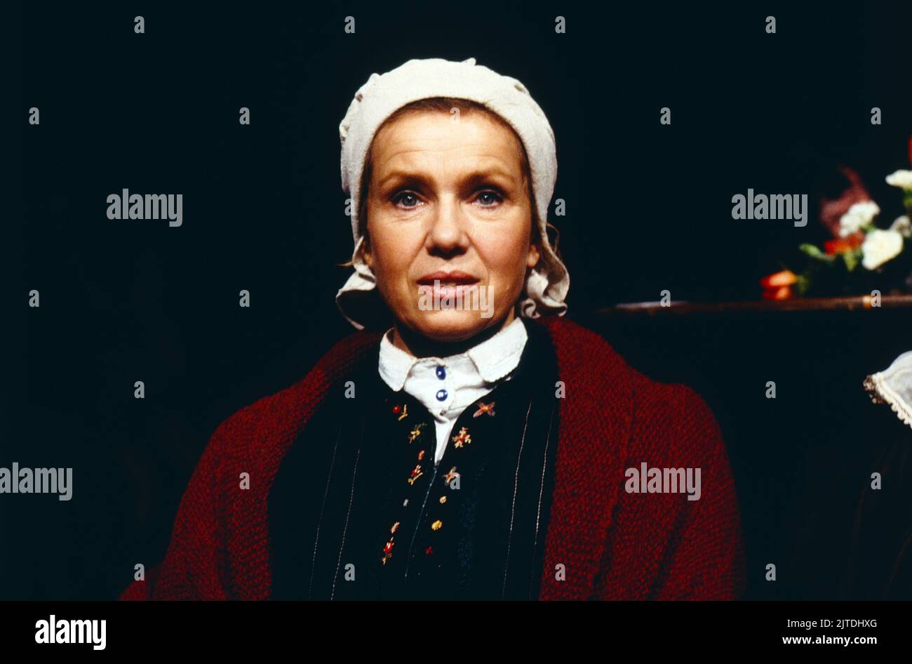 Der Zerbrochene Krug Personen Der zersbrodene Krug, Lustspiel von Heinrich von Kleist, Fernsehfassung