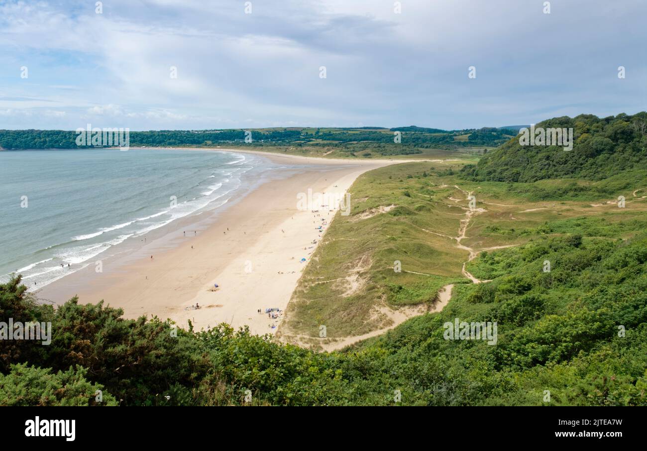 Vue d'ensemble d'Oxwich Bay et de Nichols Burrows, la péninsule de Gower, pays de Galles, Royaume-Uni, juillet 2021. Banque D'Images