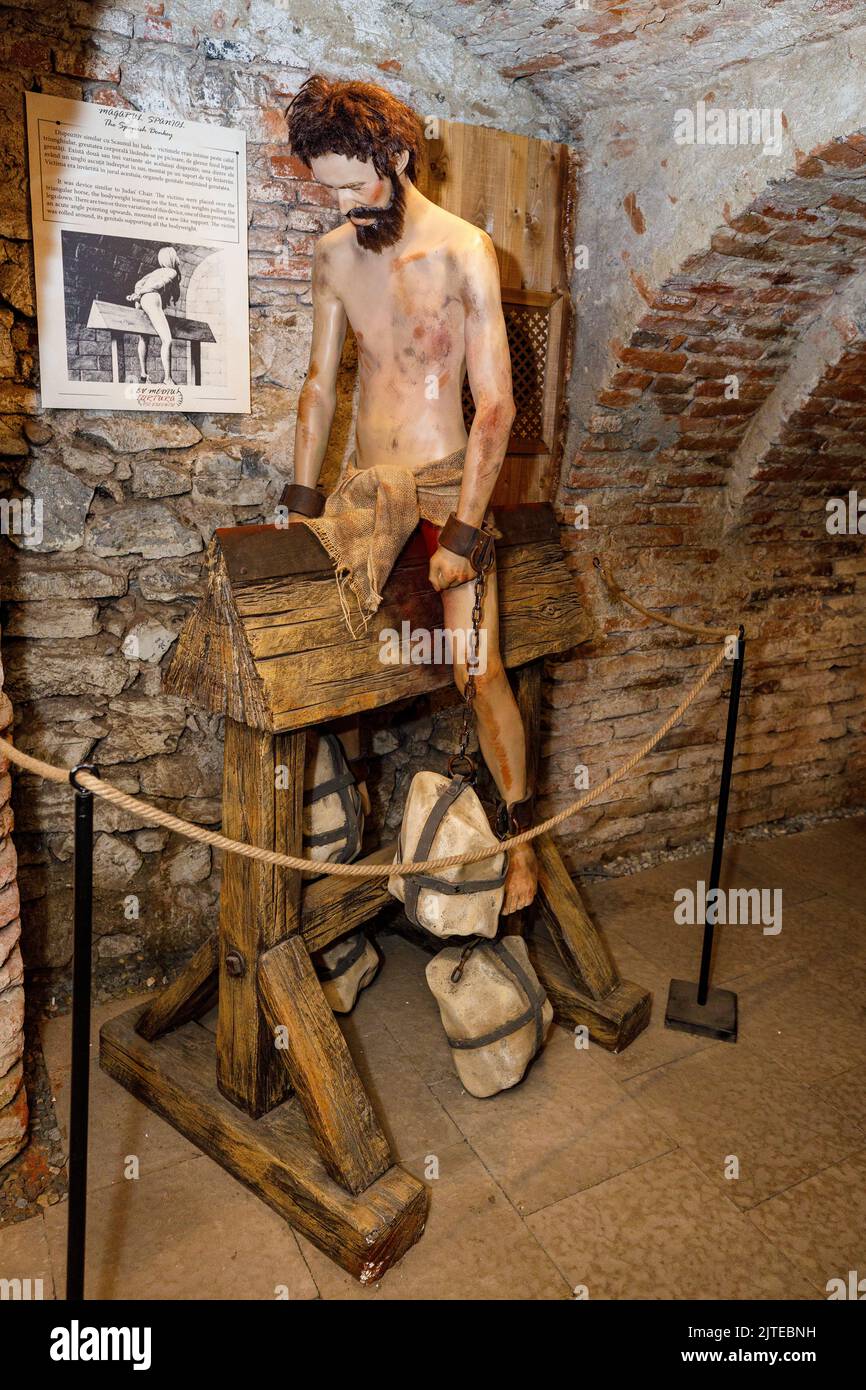 La chambre de torture de Hunedoara en Roumanie Banque D'Images