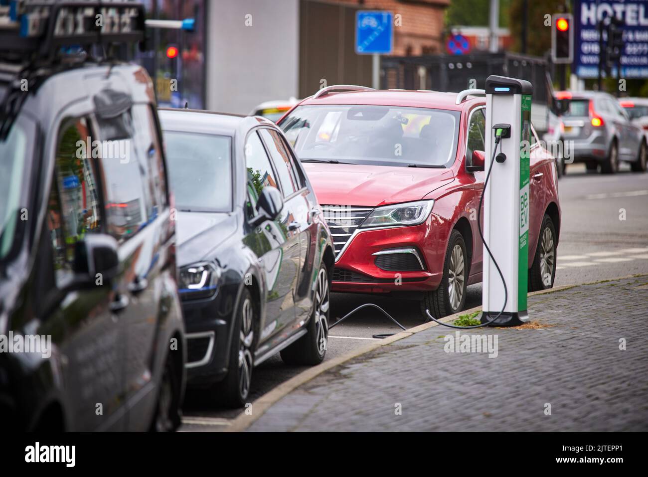BE.EV parking public Bay Street ev point de charge à Salford GTR Manchester Banque D'Images