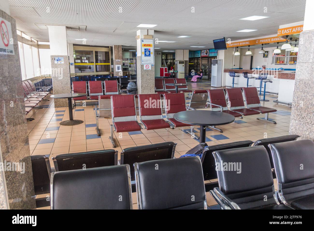 DJIBOUTI, DJIBOUTI - 21 AVRIL 2019 : terminal passagers de l'aéroport international de Djibouti–Ambouli : Banque D'Images